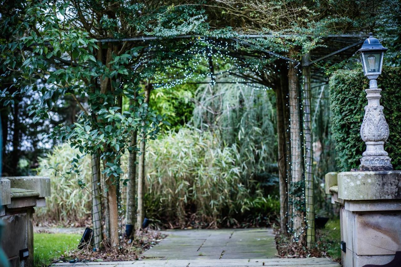 Brook Hall Hotel Childer Thornton Dış mekan fotoğraf