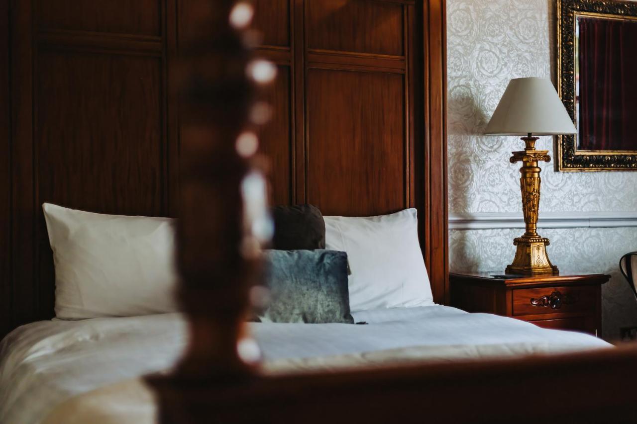 Brook Hall Hotel Childer Thornton Dış mekan fotoğraf