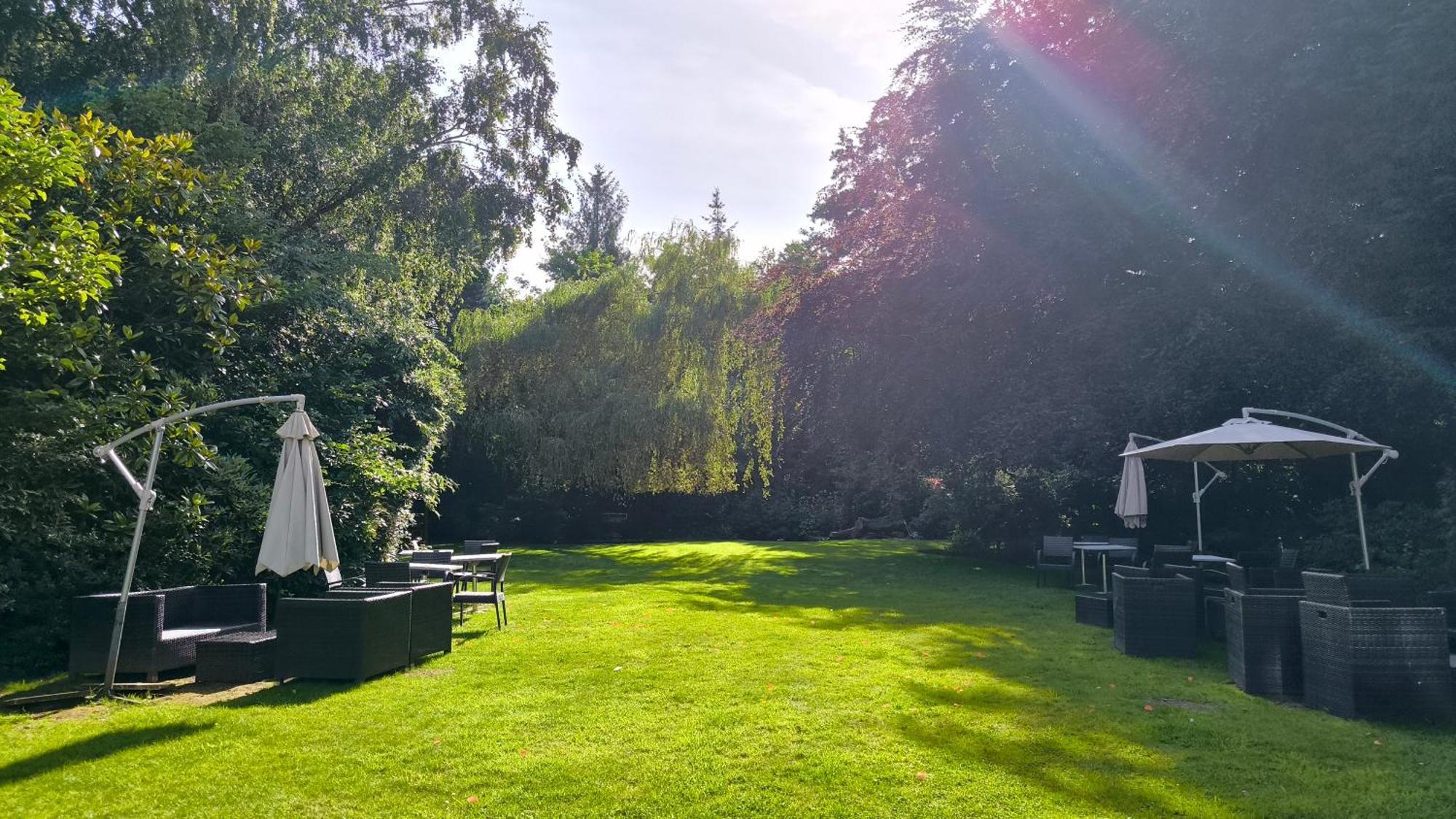 Brook Hall Hotel Childer Thornton Dış mekan fotoğraf