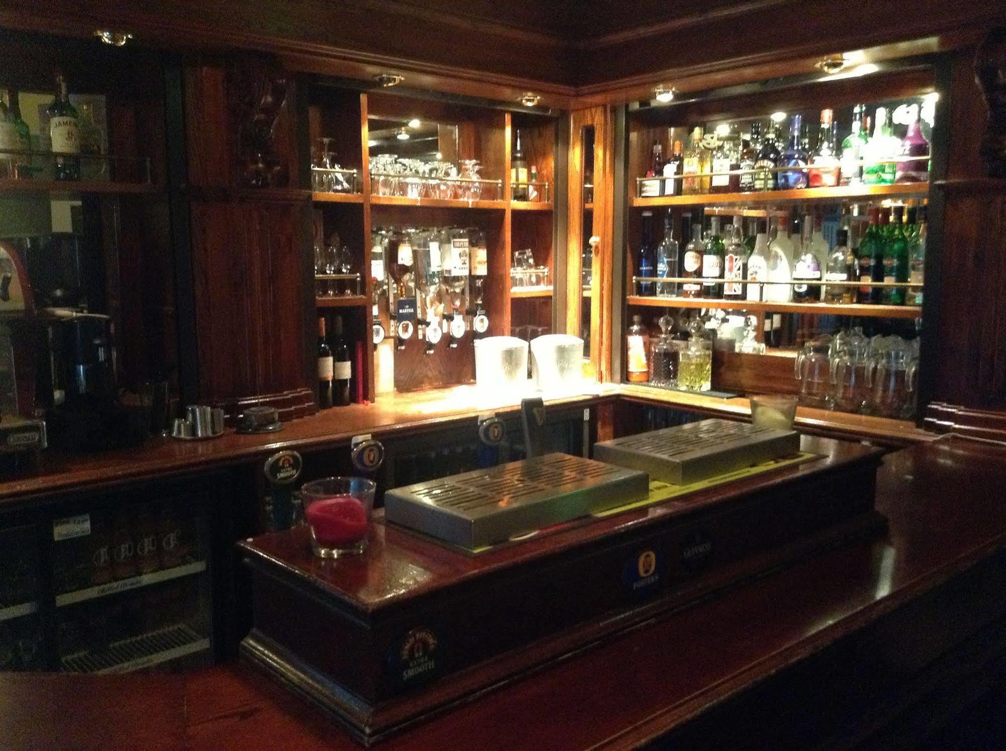 Brook Hall Hotel Childer Thornton Dış mekan fotoğraf